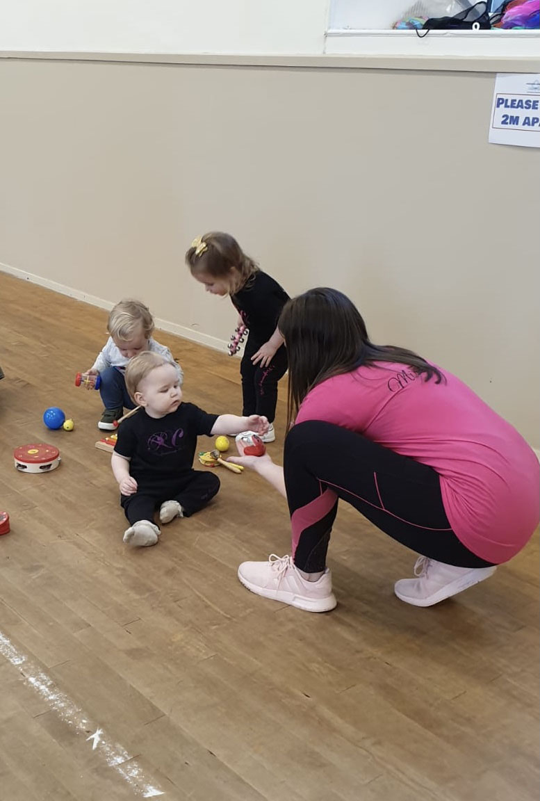 toddler performance and dance